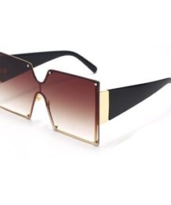 Oversized Squared Shades